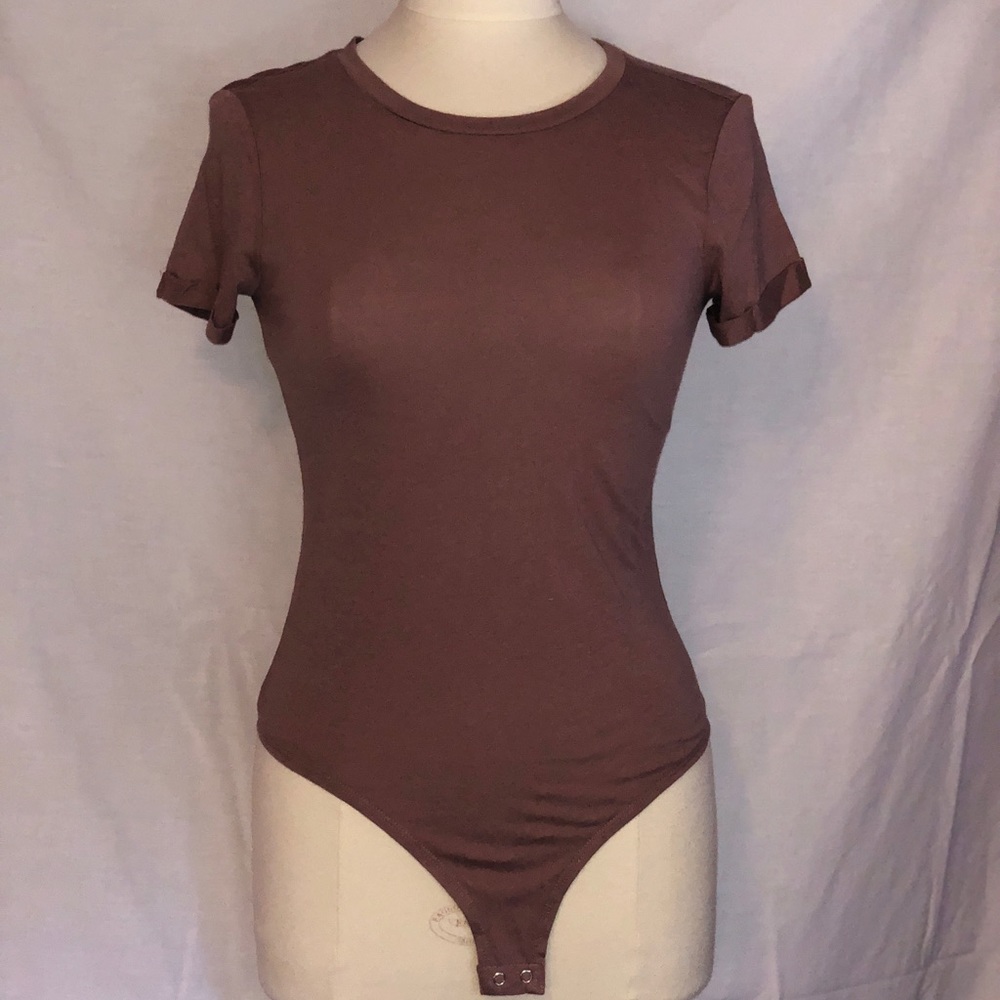 T-shirt bodysuit